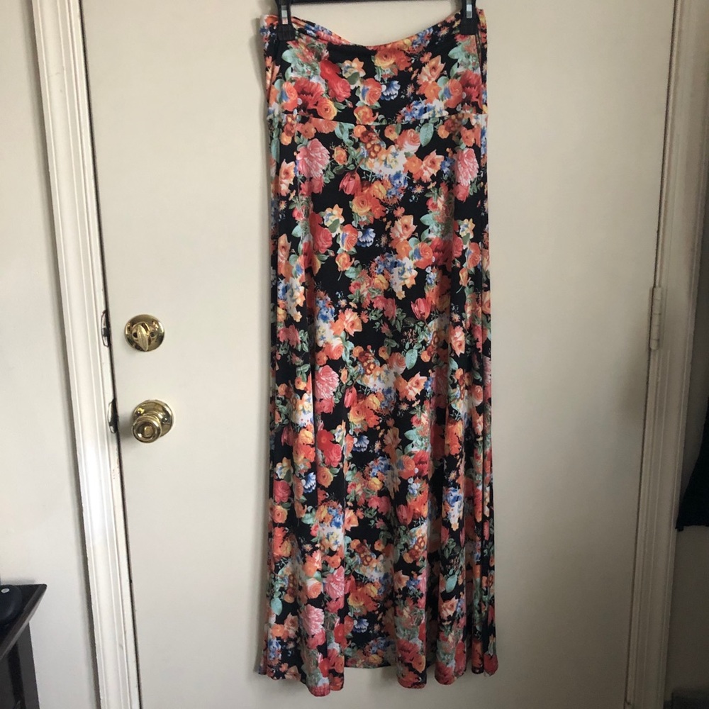 Lularoe maxi skirt